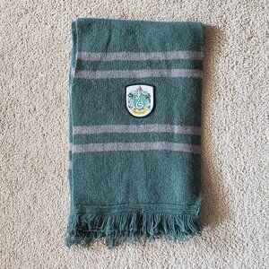 Official Harry Potter Draco Slytherin scarf w/ embroidered house crest Halloween
